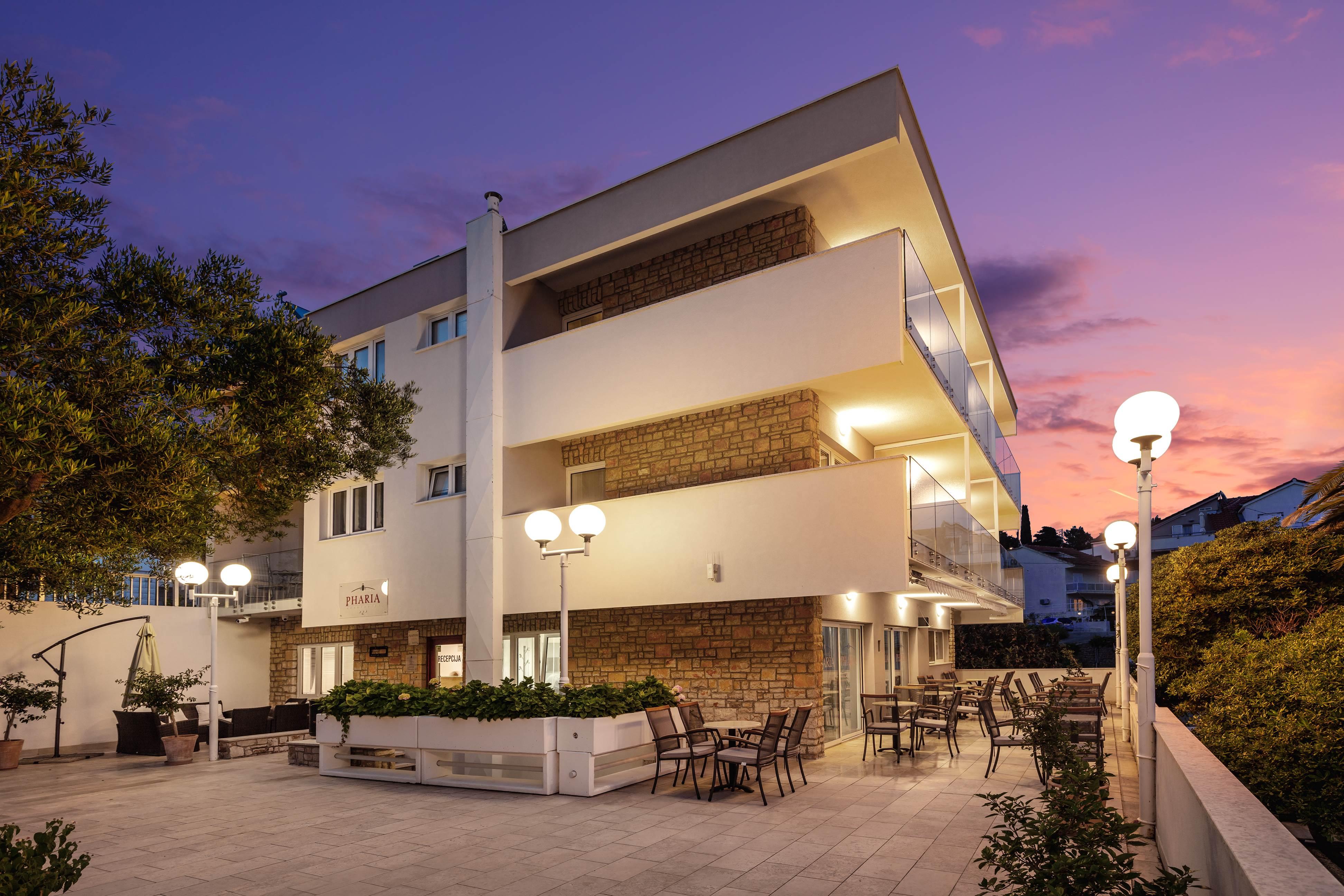 Pharia Hotel And Apartments - By The Beach Hvar Town Exterior photo