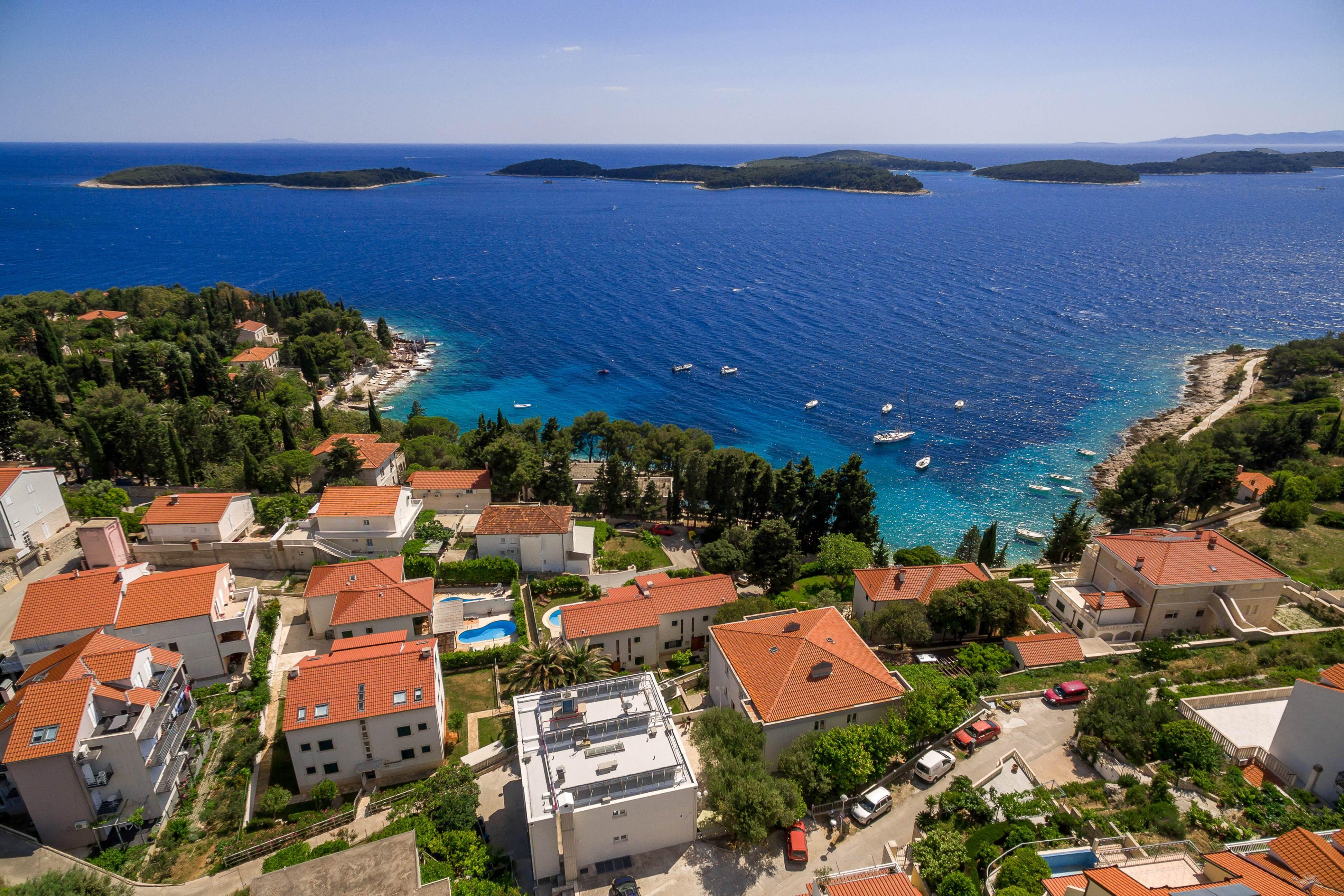 Pharia Hotel And Apartments - By The Beach Hvar Town Exterior photo