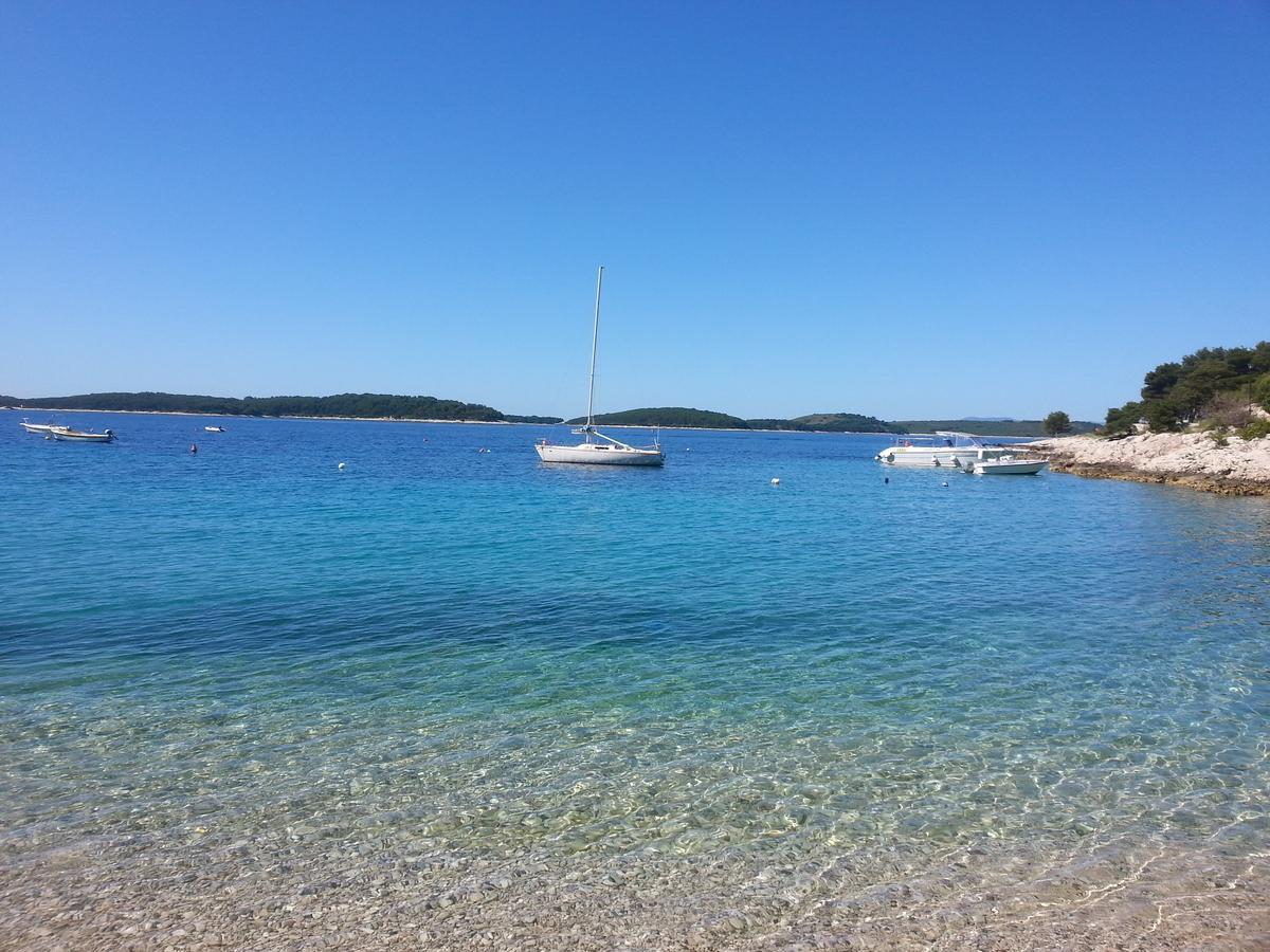 Pharia Hotel And Apartments - By The Beach Hvar Town Exterior photo